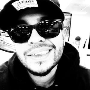 Meet your Posher, Moises